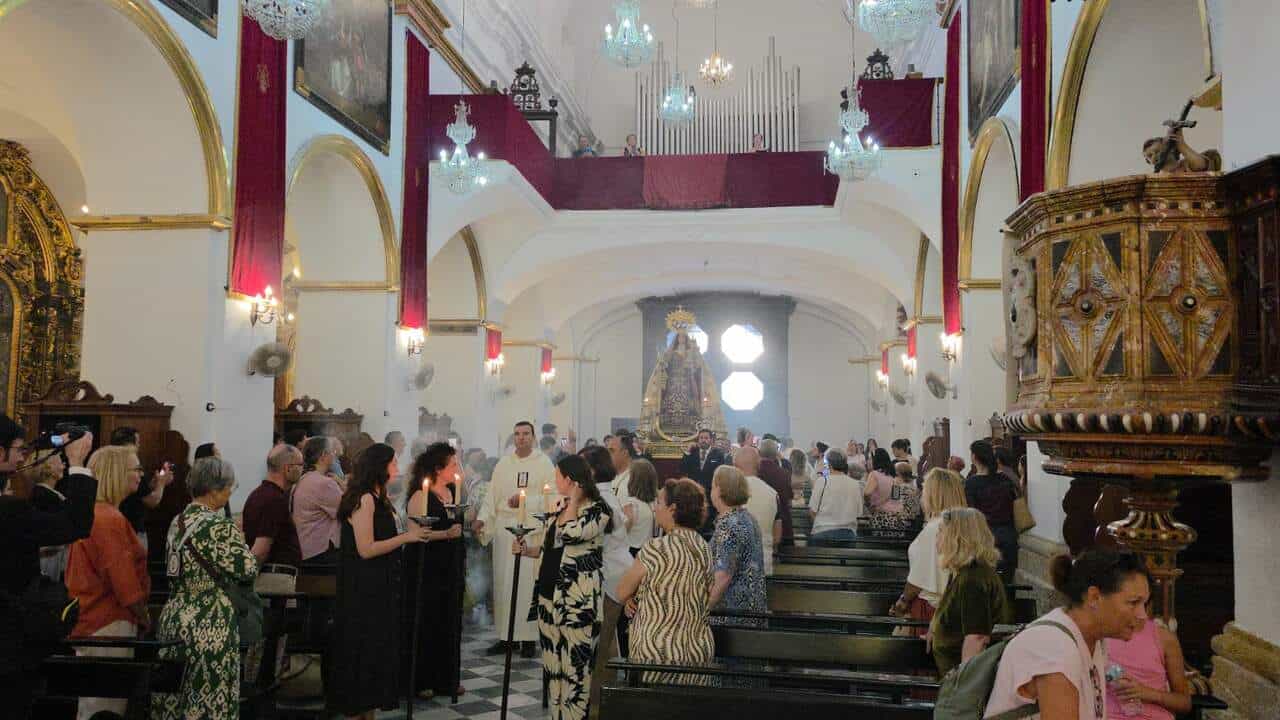 Cultos previos a la salida procesional de la Virgen del Carmen