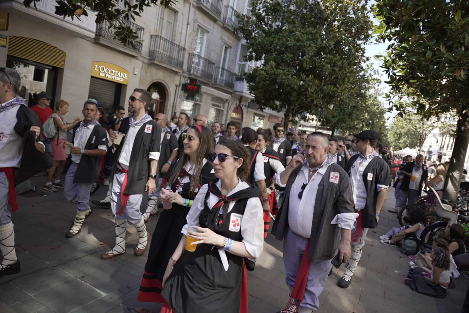 Blusas y Neskak en Vitoria-Gasteiz