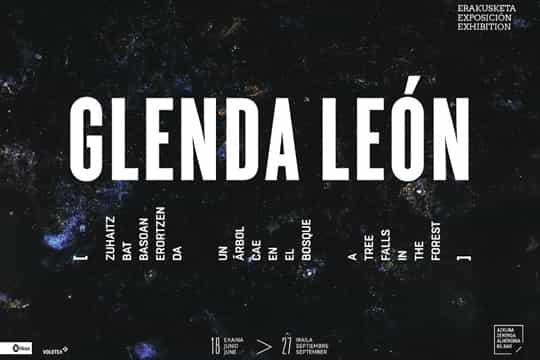 Performance Conversio de Glenda León