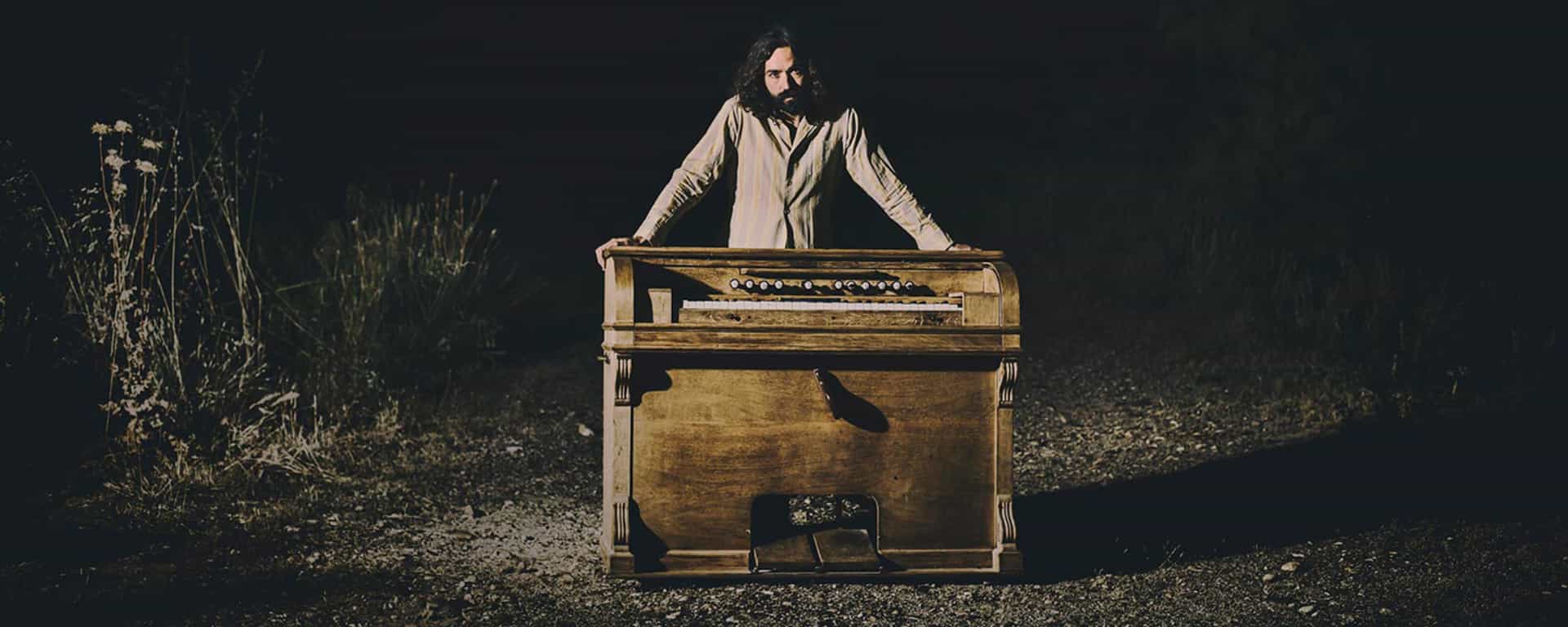Julián Maeso celebra 30 años en la música