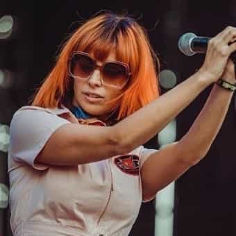 Nat Simons y Aurora Beltrán - Chicas Fuertes Tour