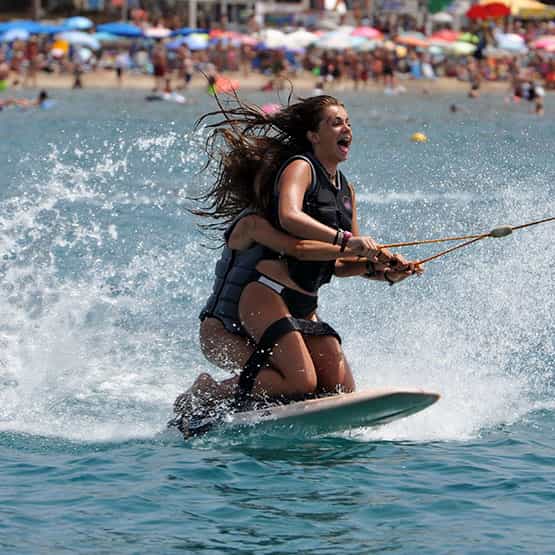 Show especial Eclipse Solar en Cable-Ski
