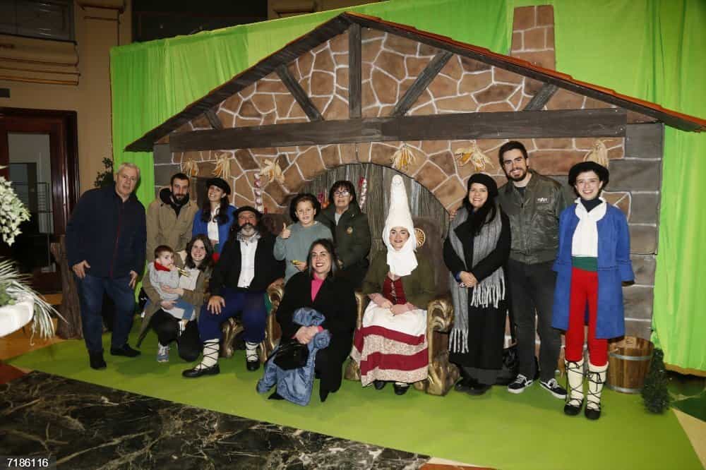 Inauguración de la exposición de dibujo a bolígrafo de Miguel Ángel Martínez Cuesta