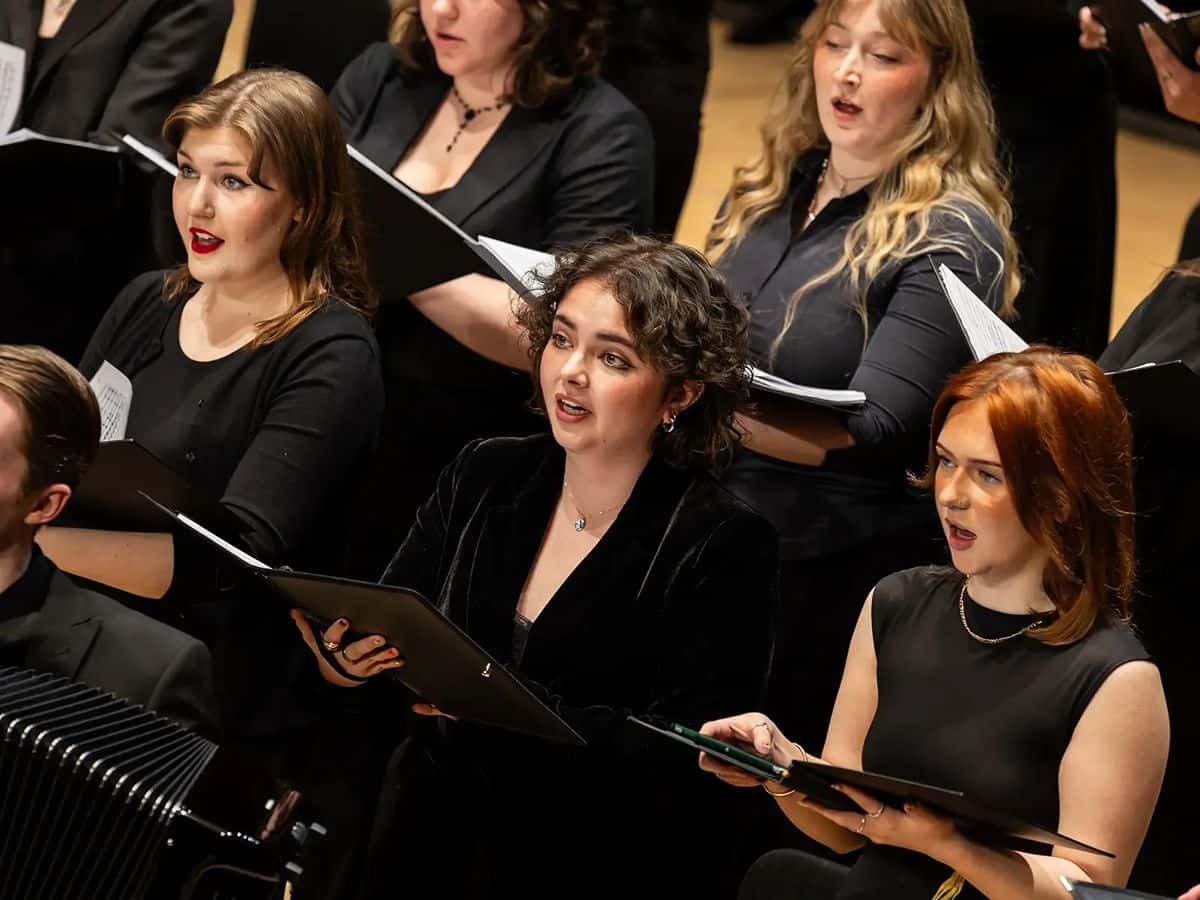 RCS Choir conducted by Andrew Nunn