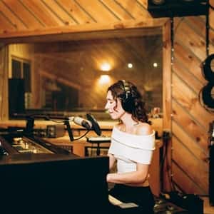 The Tractor Presents: Jackie Evans