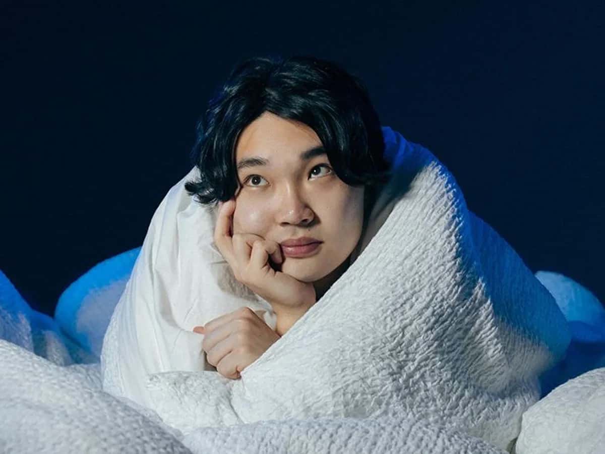 Li Jin Hao: Falling From A Moon
