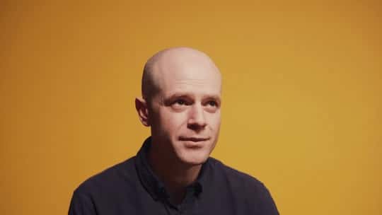 David Elms Describes A Room