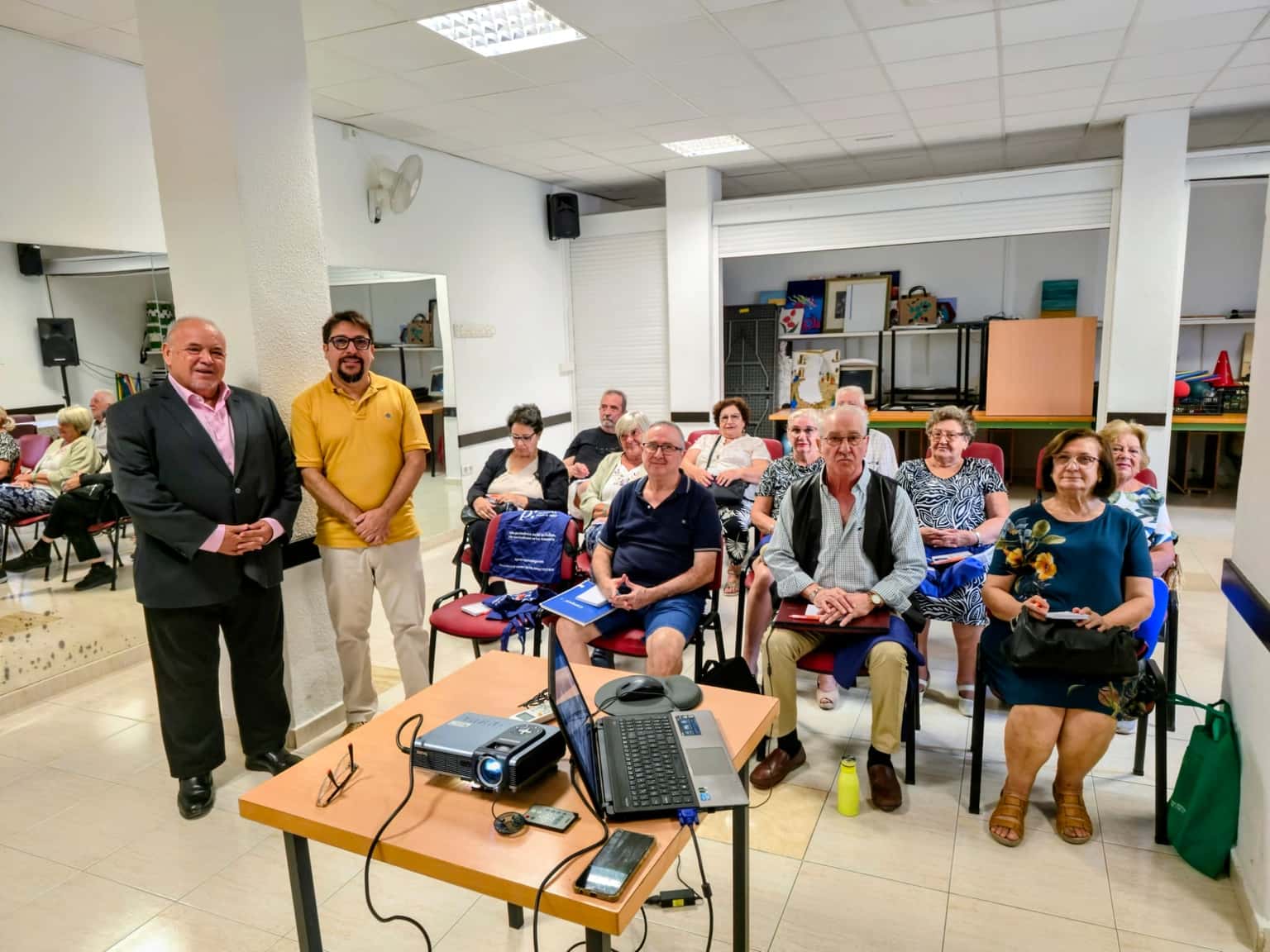 Taller Prensa sin Edad