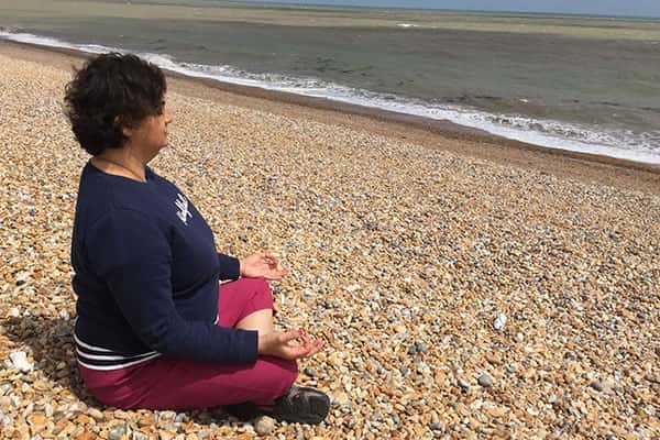 Community Qigong with Rakhee