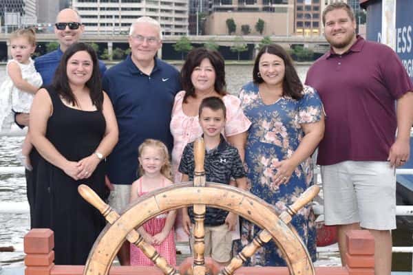 Barbecue Lock & Dam Dinner Cruise