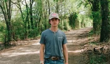 Waylon Wyatt - Dustpiles World Tour