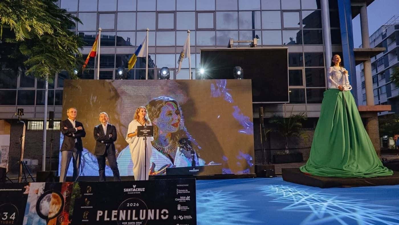 Espectáculo de drones 'Los 4 Elementos' - Plenilunio Santa Cruz