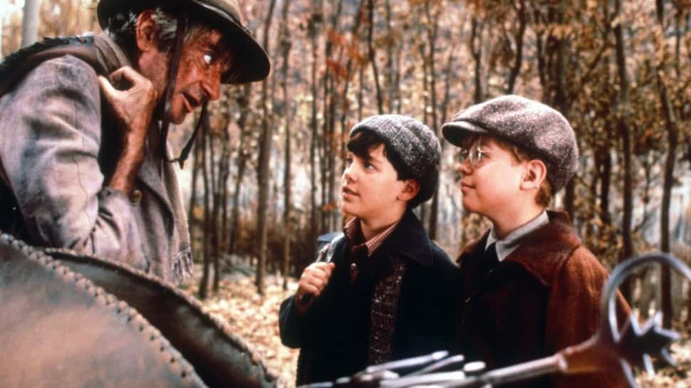 Disney's Something Wicked This Way Comes (1983) with a Goosebumps pre-show