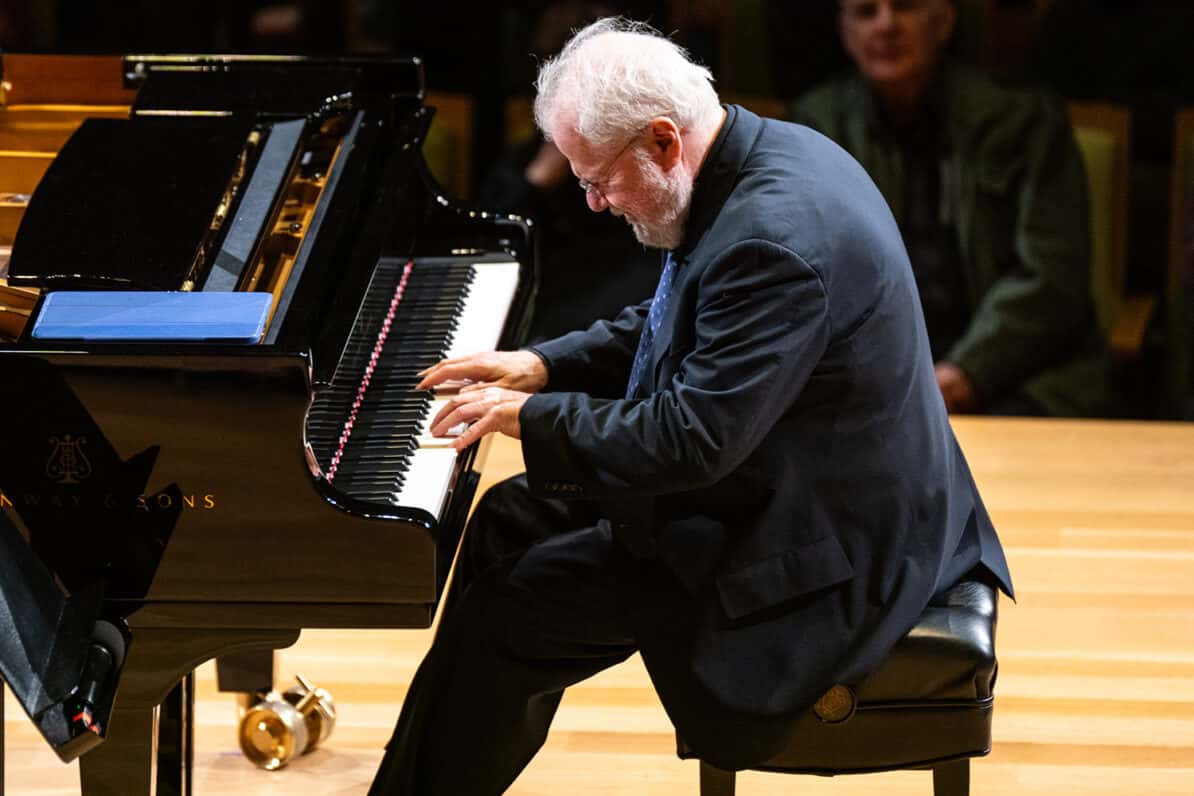 Emanuel Ax Plays Beethoven