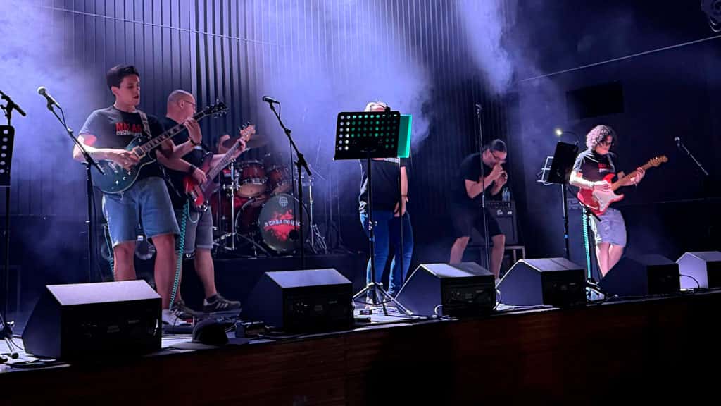 Malas Costumbres en directo en O Galo D'Ouro