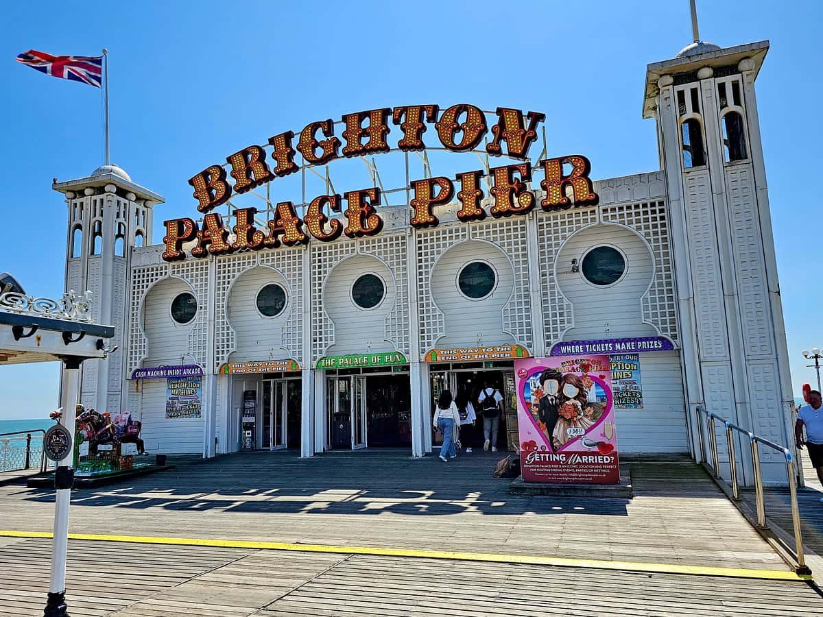 Brighton Seafront on a Budget: Cheap Eats and Free Spots