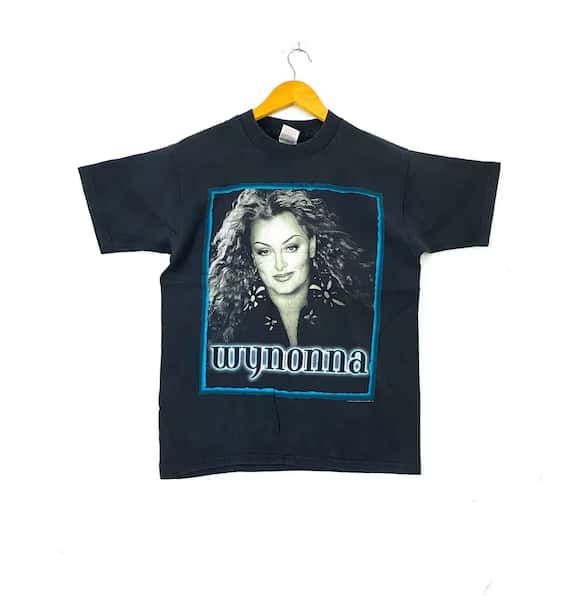 Wynonna Judd - The Hard Truth Tour