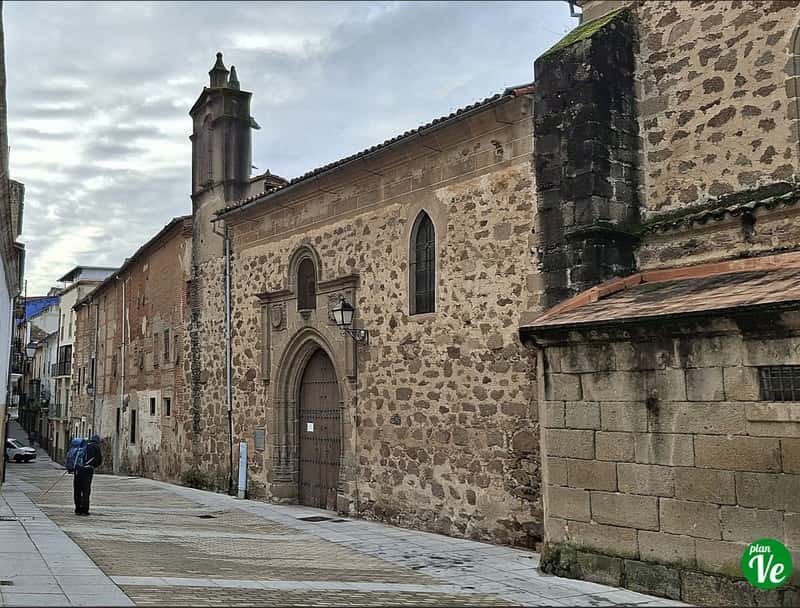 San Ildefonso estrena visitas nocturnas en Plasencia