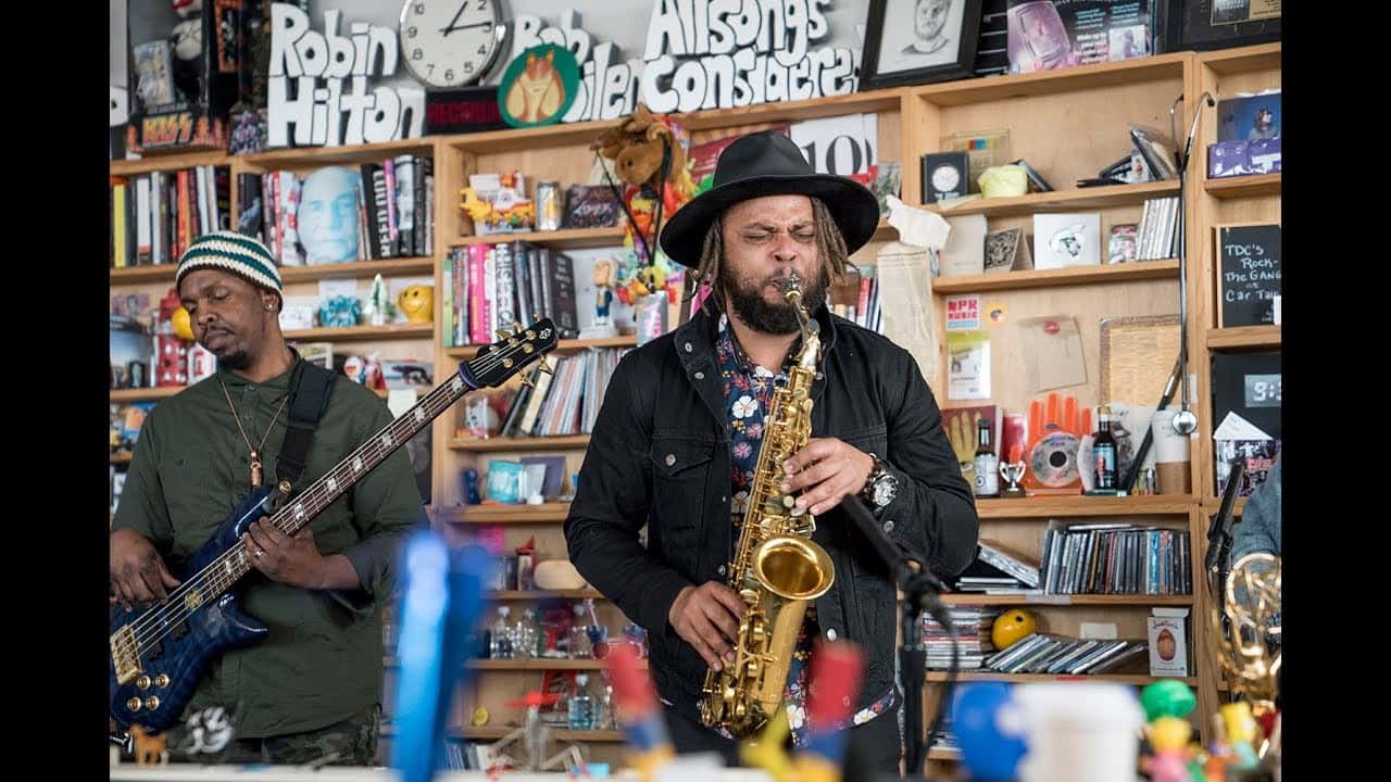 Logan Richardson: blues PEOPLE with THIEFS