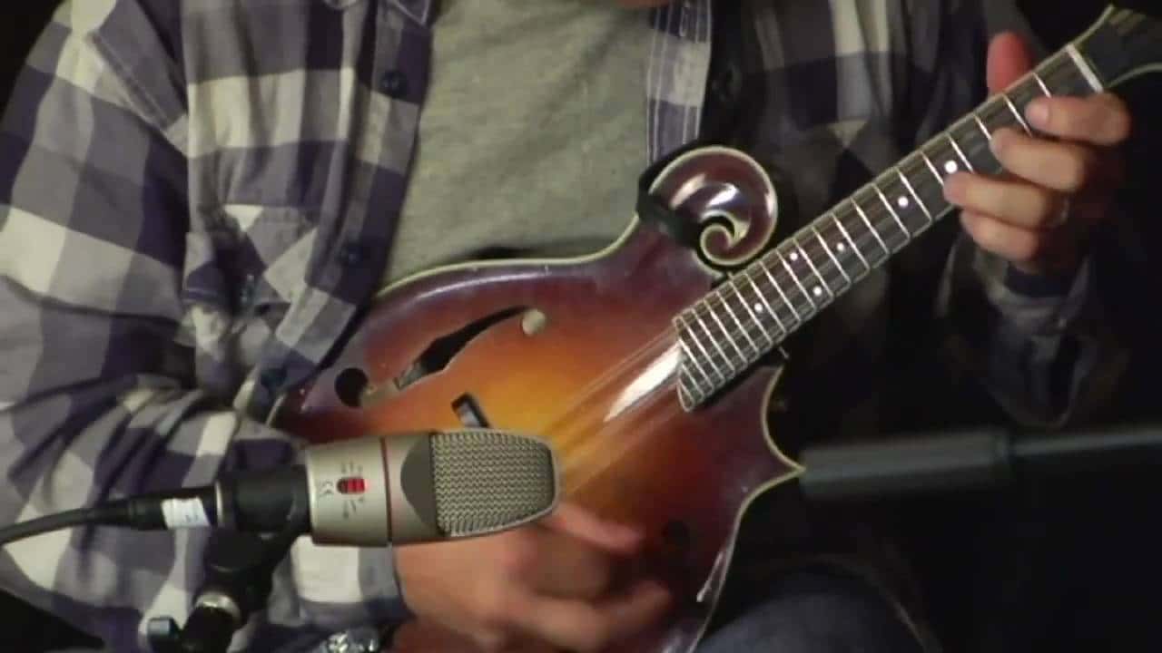 The Infamous Stringdusters (with Broken Compass)