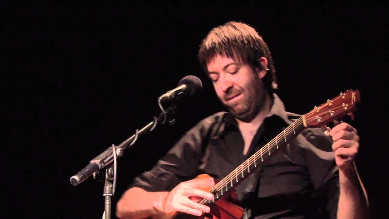 Jon Gomm + Guests