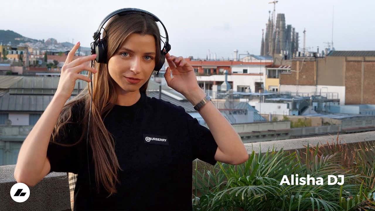 Mint XL Presents: Alisha