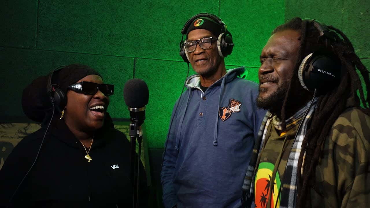 Chezidek (with Irie Ites)