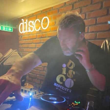Positive Vibrations: A Party for Tommi