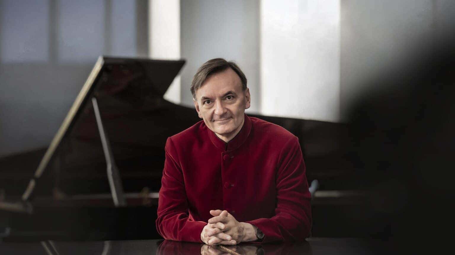 Sir Stephen Hough: A Solo Piano Recital