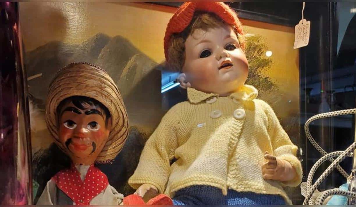 The Haunted Objects of Snoopers Paradise
