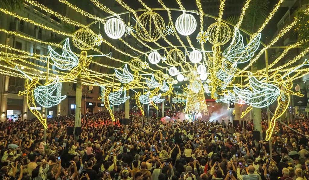 Encendido extraordinario de la iluminación de Navidad