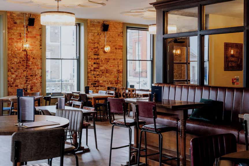 Westow House Pub & Hotel