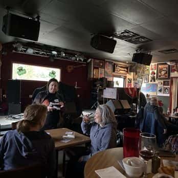 Shaw's Bar & Grill