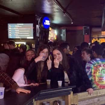Campus a cappella groups Pitch Perfect-inspired riff-off