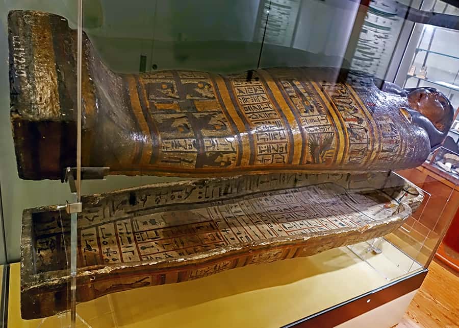 Marks of a Maker: The Stories Coffins Tell Us