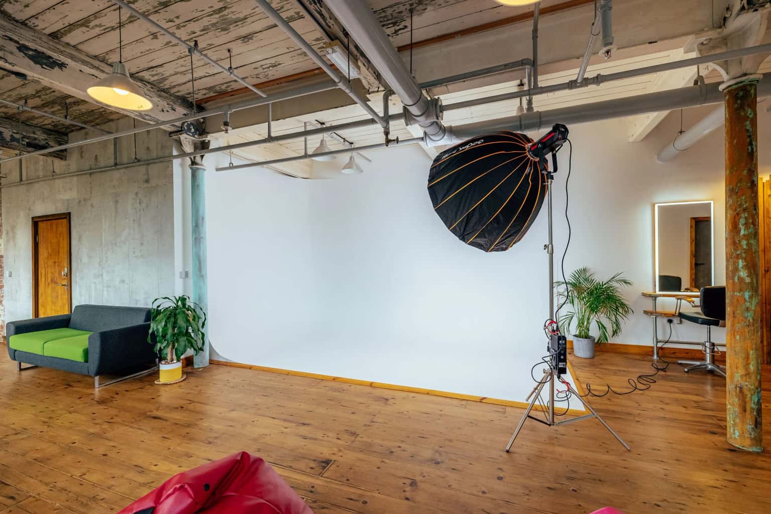 Feel Good Studio