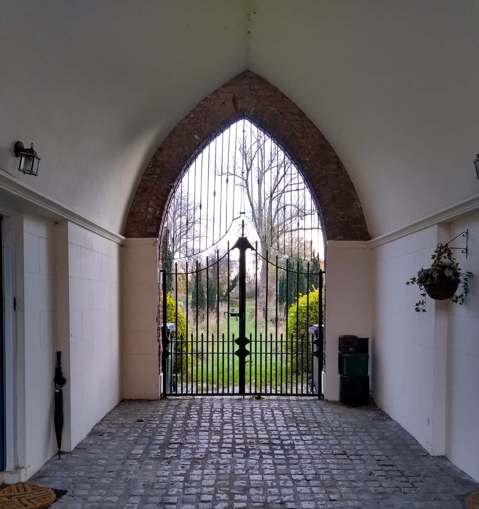 Friar's Bush Graveyard