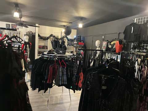 Bloody Rose Boutique