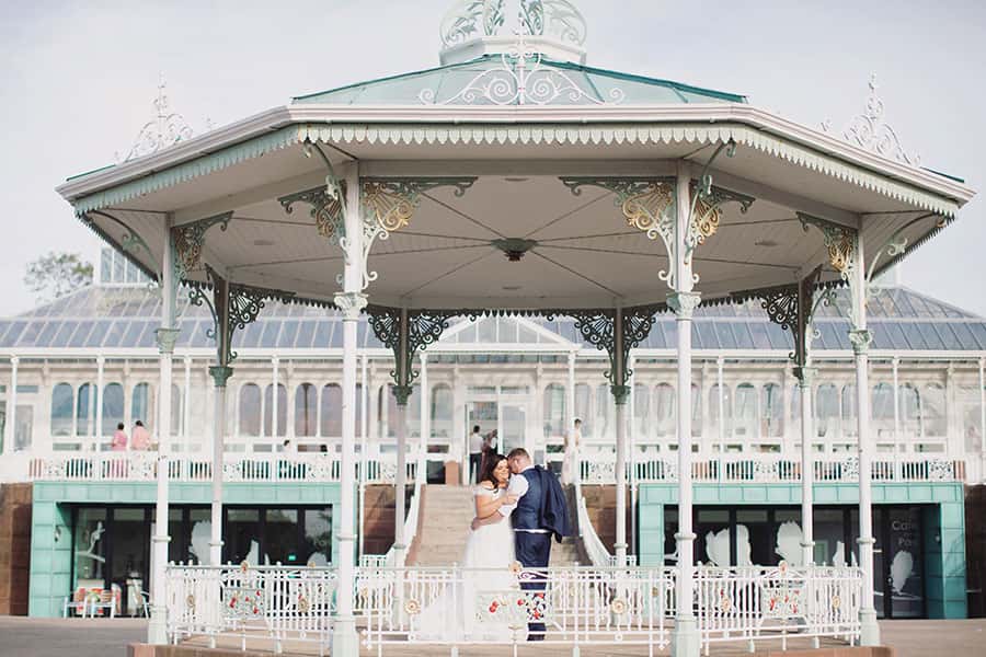 The Isla Gladstone Conservatory