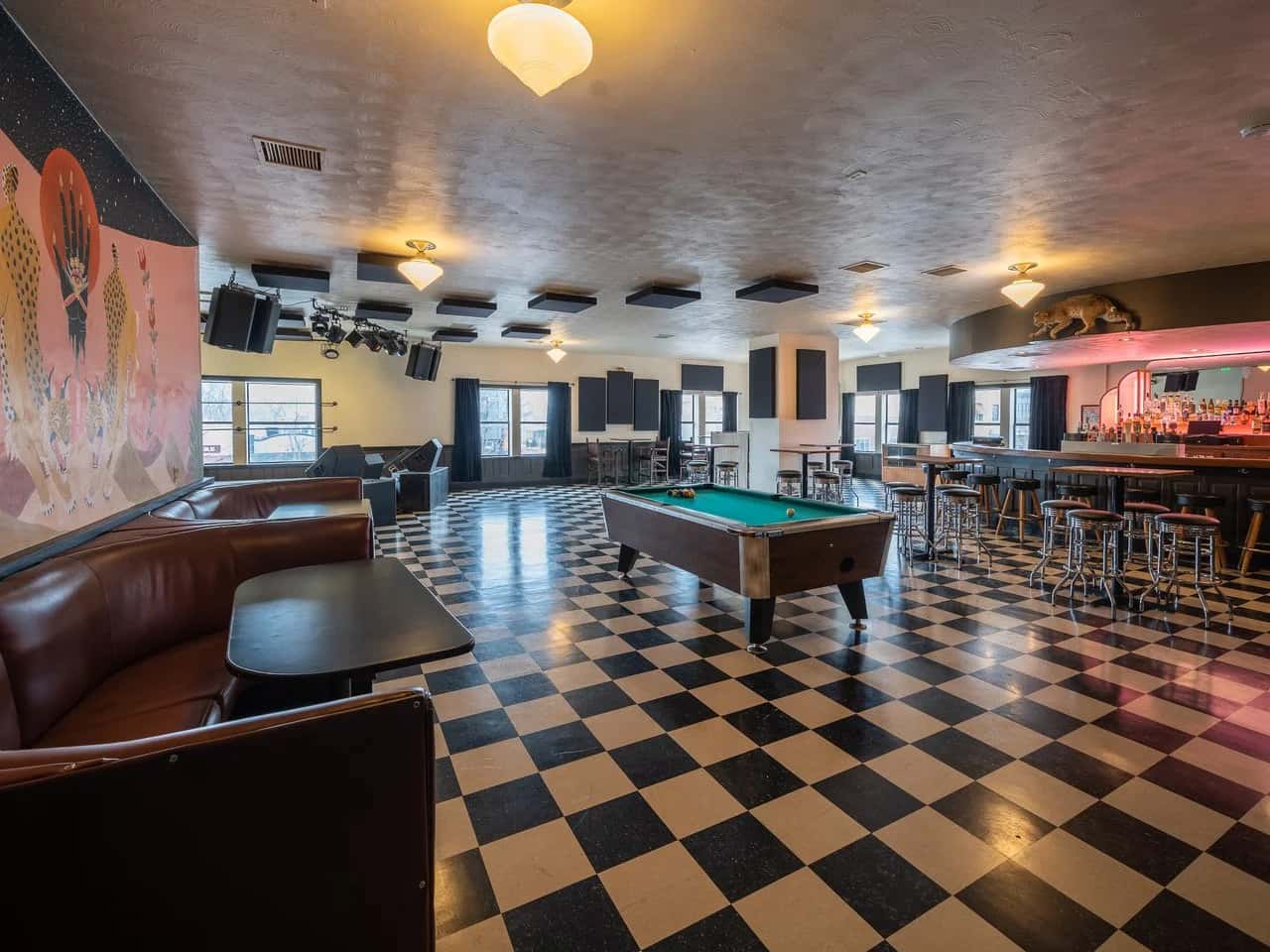 Skylark Lounge
