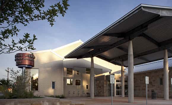 John Gillum Branch, Austin Public Library