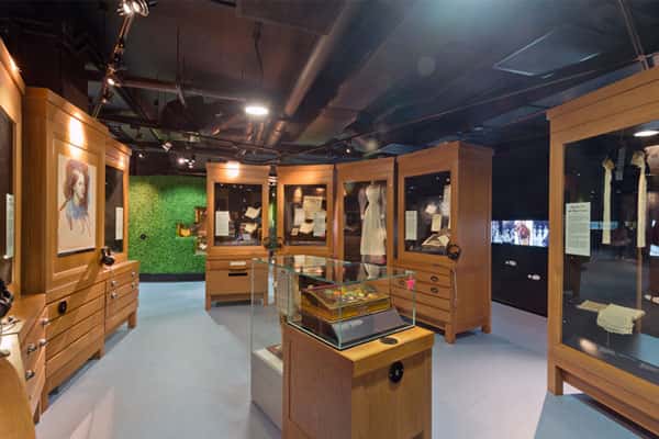 Magic Lantern Show: Victorian Halloween