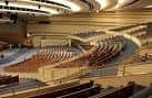 Vista panorámica del interior de la sala de conciertos First Baptist Dallas
