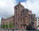 Exterior del John Rylands Library desde la calle Deansgate