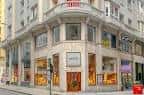 Fachada exterior de la Óptica Samot en Santander