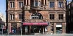 Fachada exterior del pub The Castle & Falcon en Birmingham