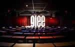 Interior del Glee Club Birmingham con escenario y butacas vacías