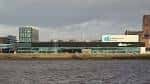 Vista panorámica del Exhibition Centre Liverpool desde el río Mersey