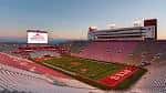 Vista panorámica del Rice-Eccles Stadium en Salt Lake City durante el atardecer