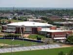 Vista aérea exterior del Chaifetz Arena en St. Louis